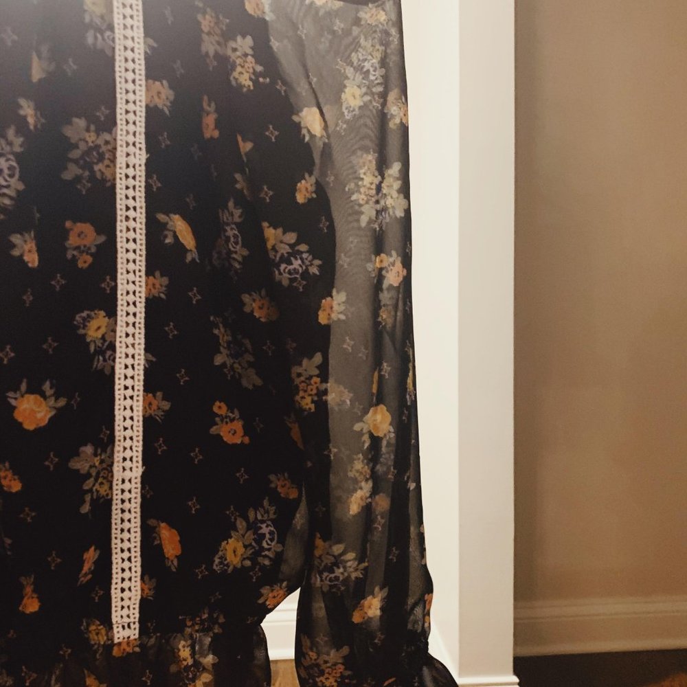 Blouse - Picture 3 of 3